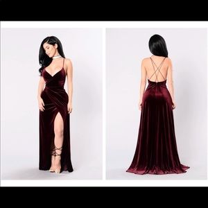 Fashion Nova burgundy dress